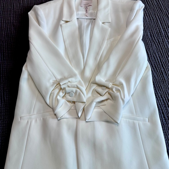 Khloe Ruched Sleeve Blazer Cinq à Sept - 10 - Ivory - Picture 3 of 4